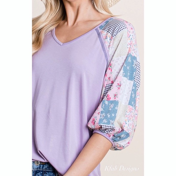 ❤️LAST 1! V Neck Lavender Contrast Patch Pattern Super Soft Top! - Picture 8 of 8